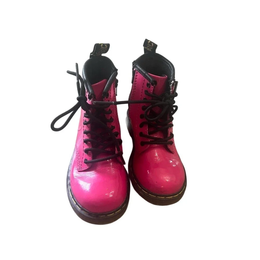 Dr. Martens Delaney Girls Boots Hot Pink Patent Lace Up Side Zip US 8